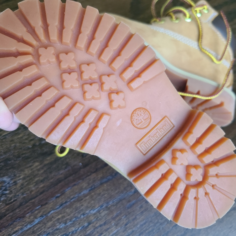 Timberlands - Picture 2 of 3